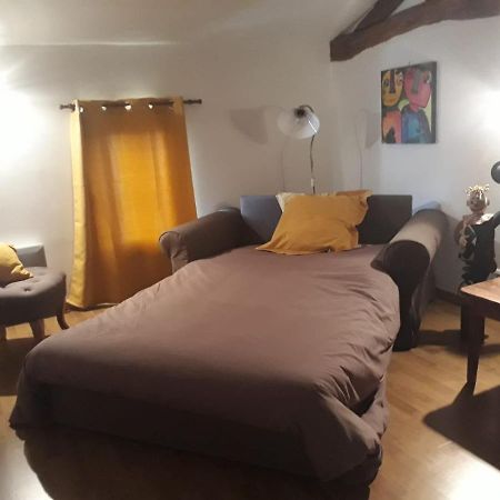 Maison de campagne avec cheminée et extérieur La Neuville-aux-Bois Esterno foto